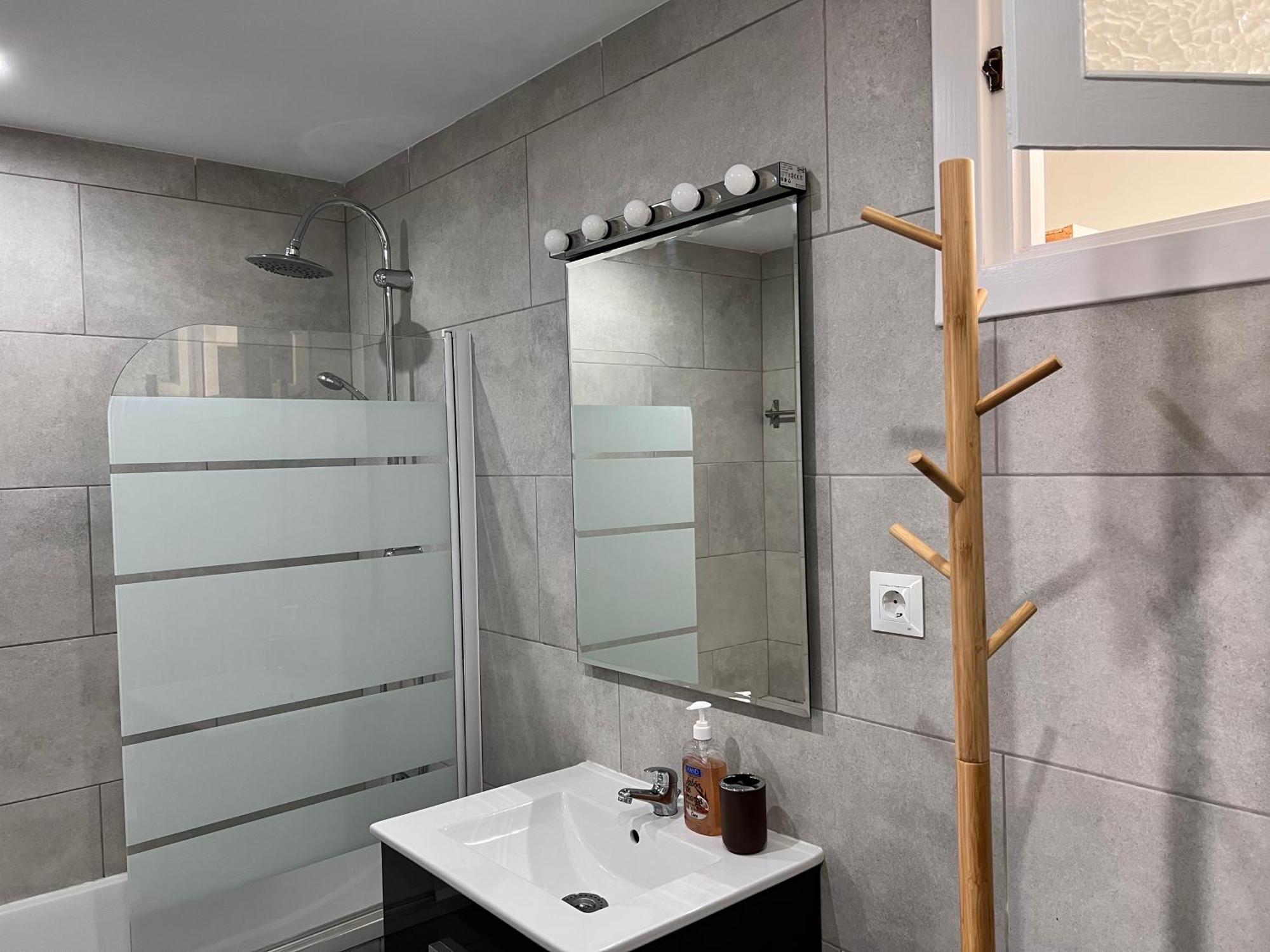 Apartamento Hermoso Piso En El Centro Historico Con Balcon