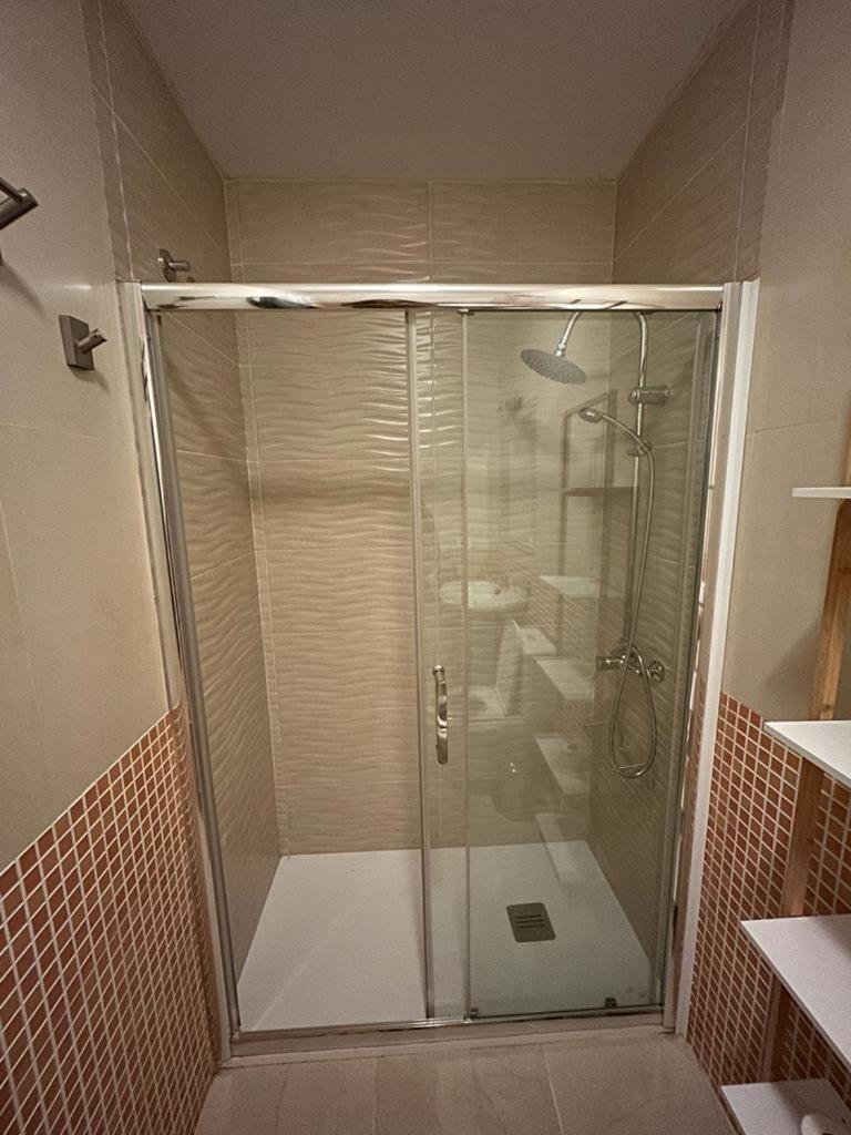 Piso Moderno En El Centro Historico A 3 Min Del Mar Apartment Estepona
