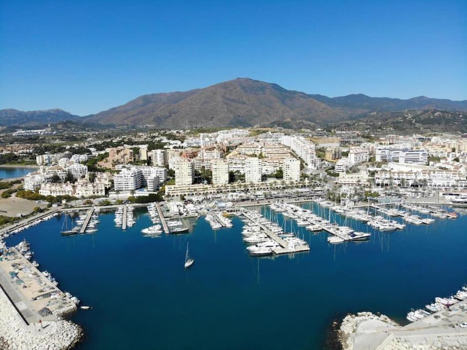 Castillo Apartment Estepona