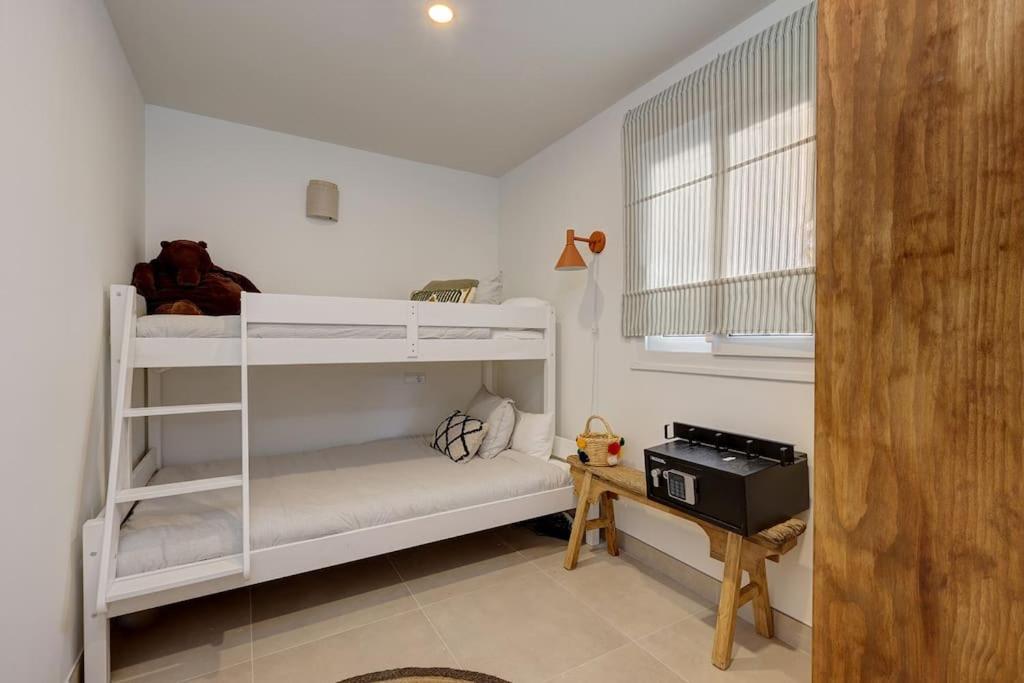 Appartement Renovated Aranja: With Big Balcony And Sea View *