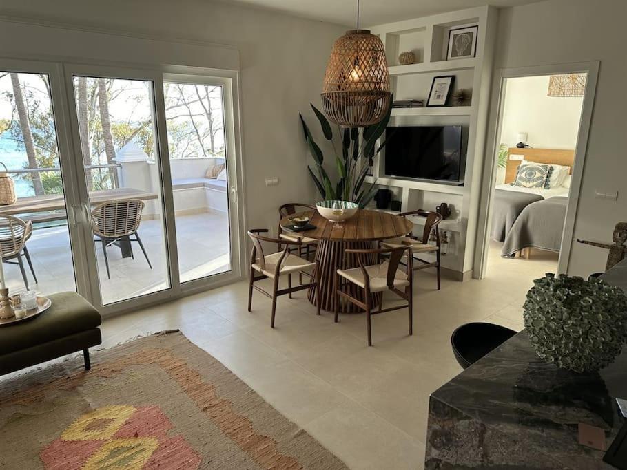 Appartement Renovated Aranja: With Big Balcony And Sea View *