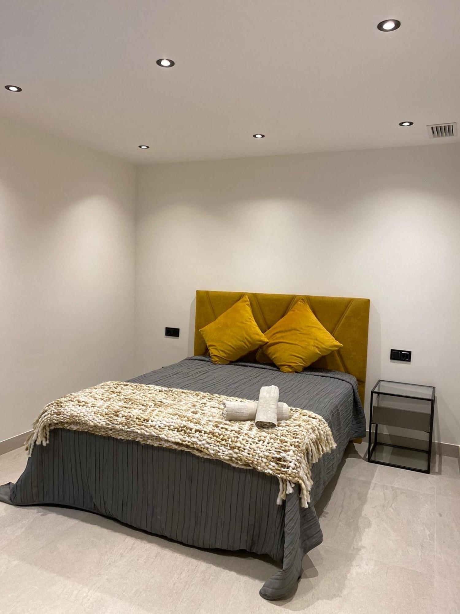 Luxury Pernet