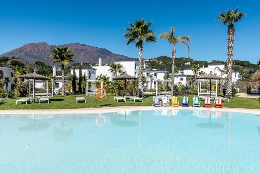 Luxury In Mirador De Hills Estepona