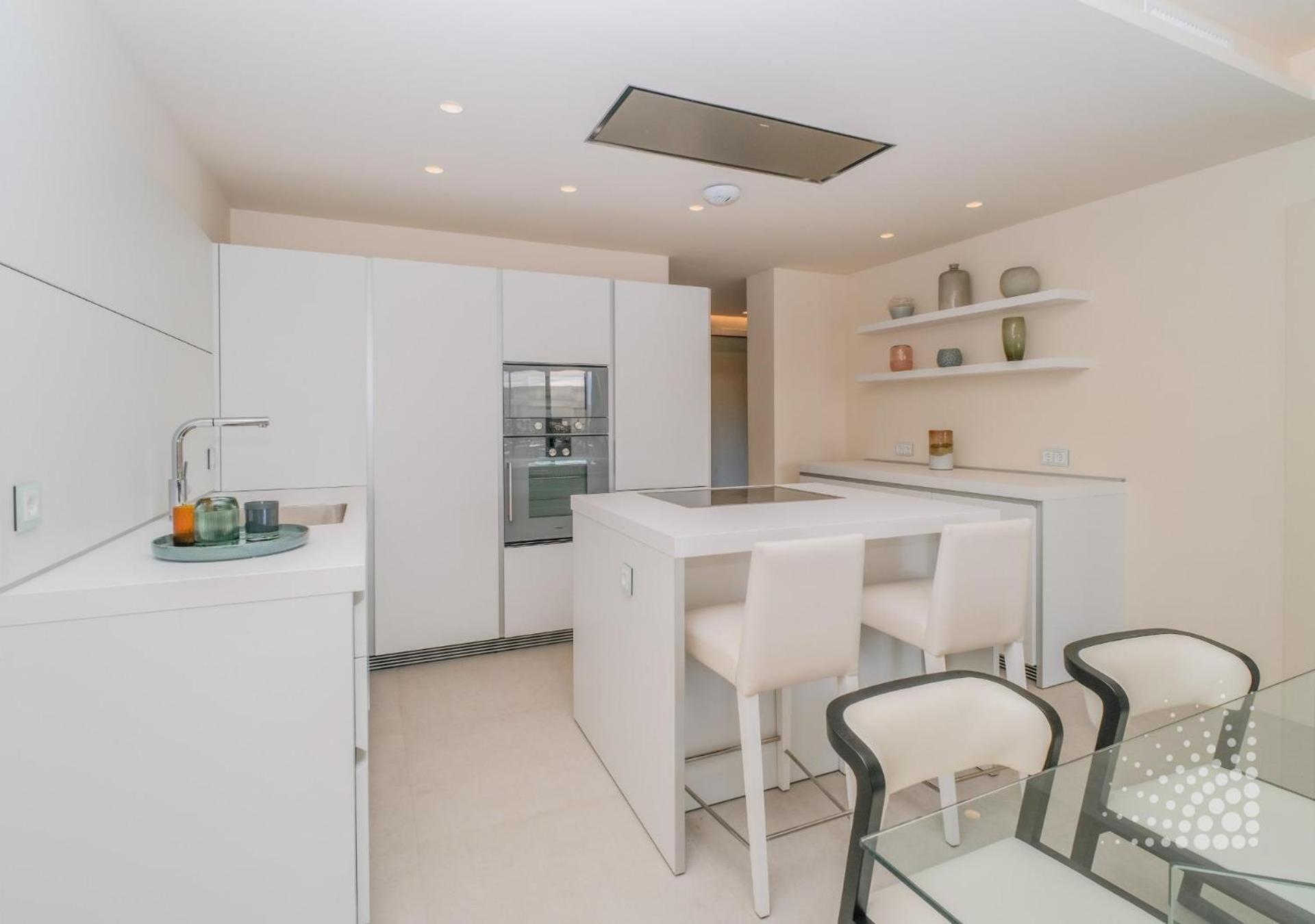 Apartamento Lujoso En 1ª Linea *