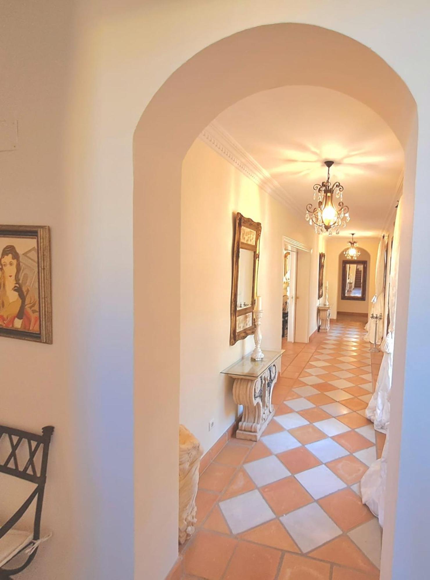Noctua Luxury Paraiso 001 * Estepona