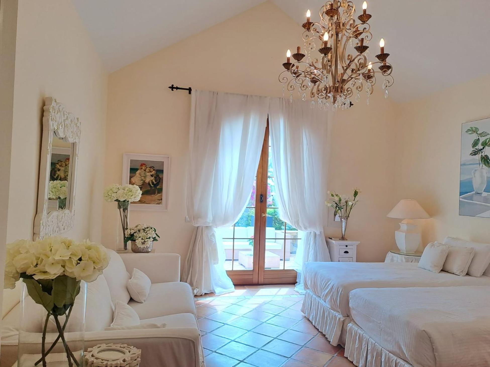 Villa Noctua Luxury Paraiso 001 *
