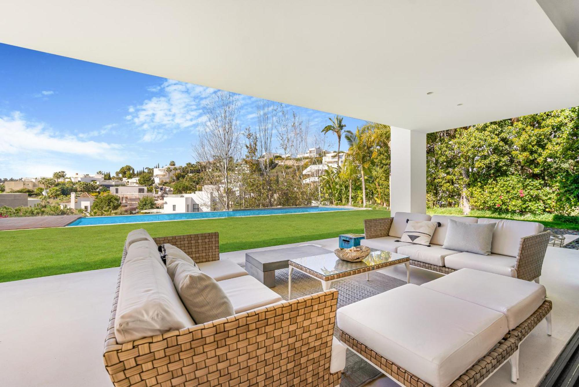 Serena Villa