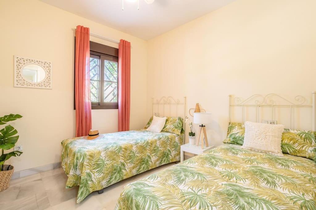 Apartment Oleholidays Hacienda Del Sol Beachside Luxury