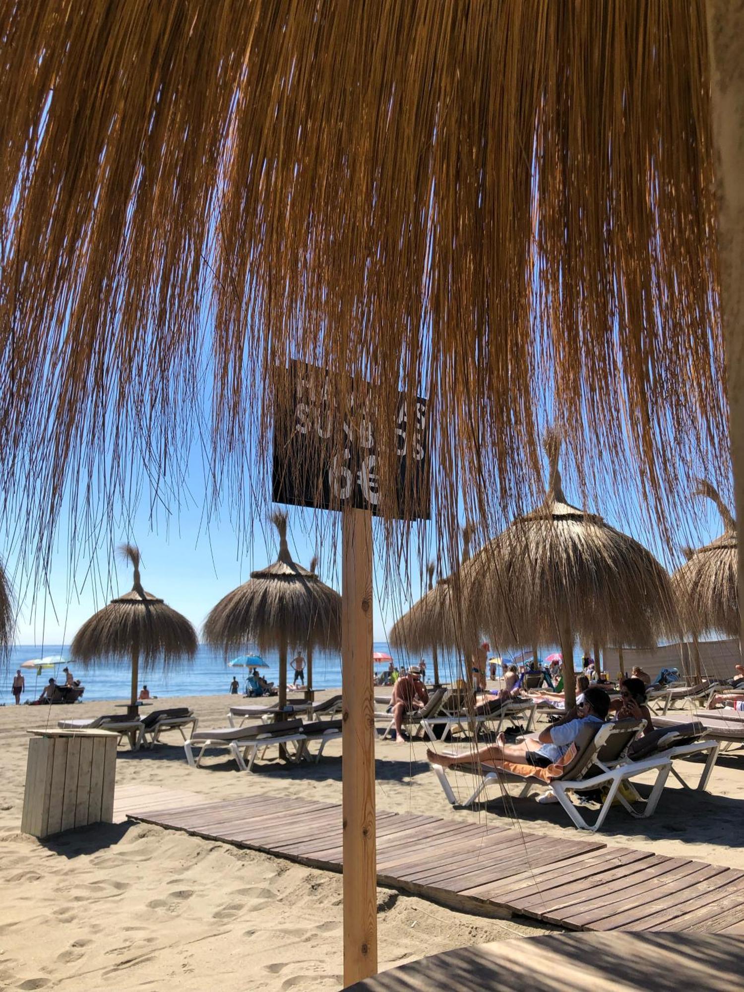 Apartamento Hermoso Piso En El Centro Historico Con Balcon Estepona
