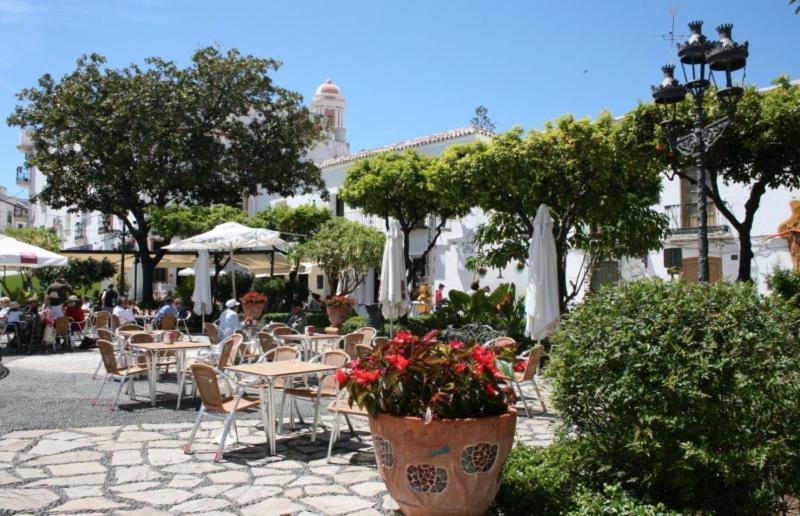 Piso Moderno En El Centro Historico A 3 Min Del Mar * Estepona