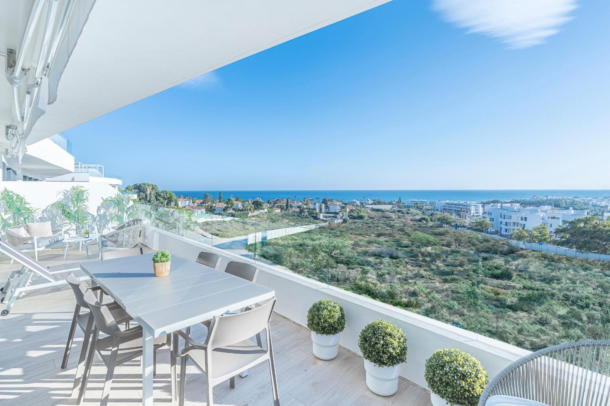 One80 Residences New With Sea View To Gibraltar & Africa And Walking Distance To The Beach *
