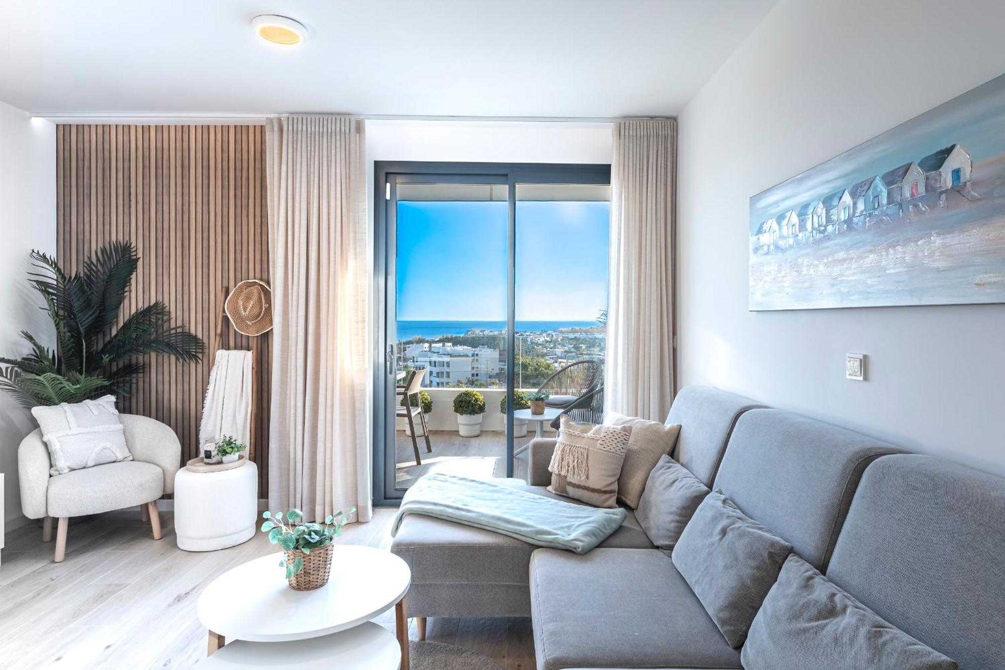 One80 Residences New With Sea View To Gibraltar & Africa And Walking Distance To The Beach *