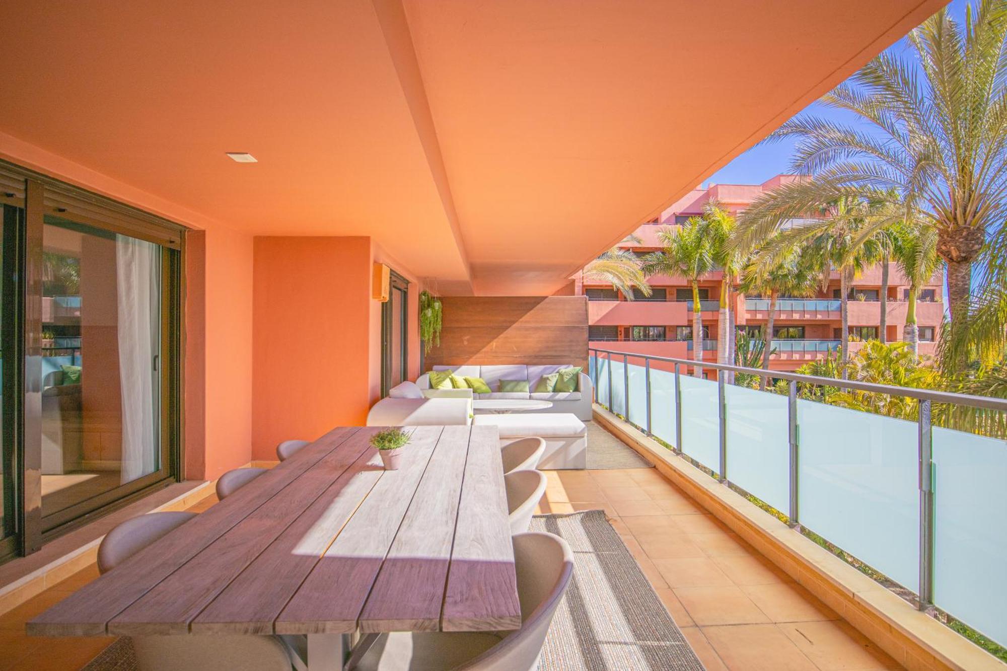 Buenti Apartment *