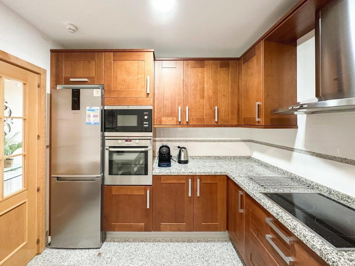 Apartment Sea Views Indoor Pool Sauna Gym Wifi *