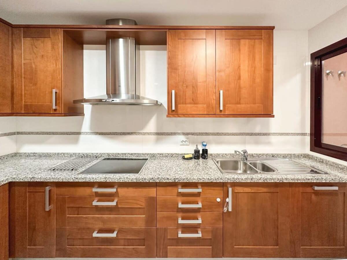 Apartment Sea Views Indoor Pool Sauna Gym Wifi Estepona