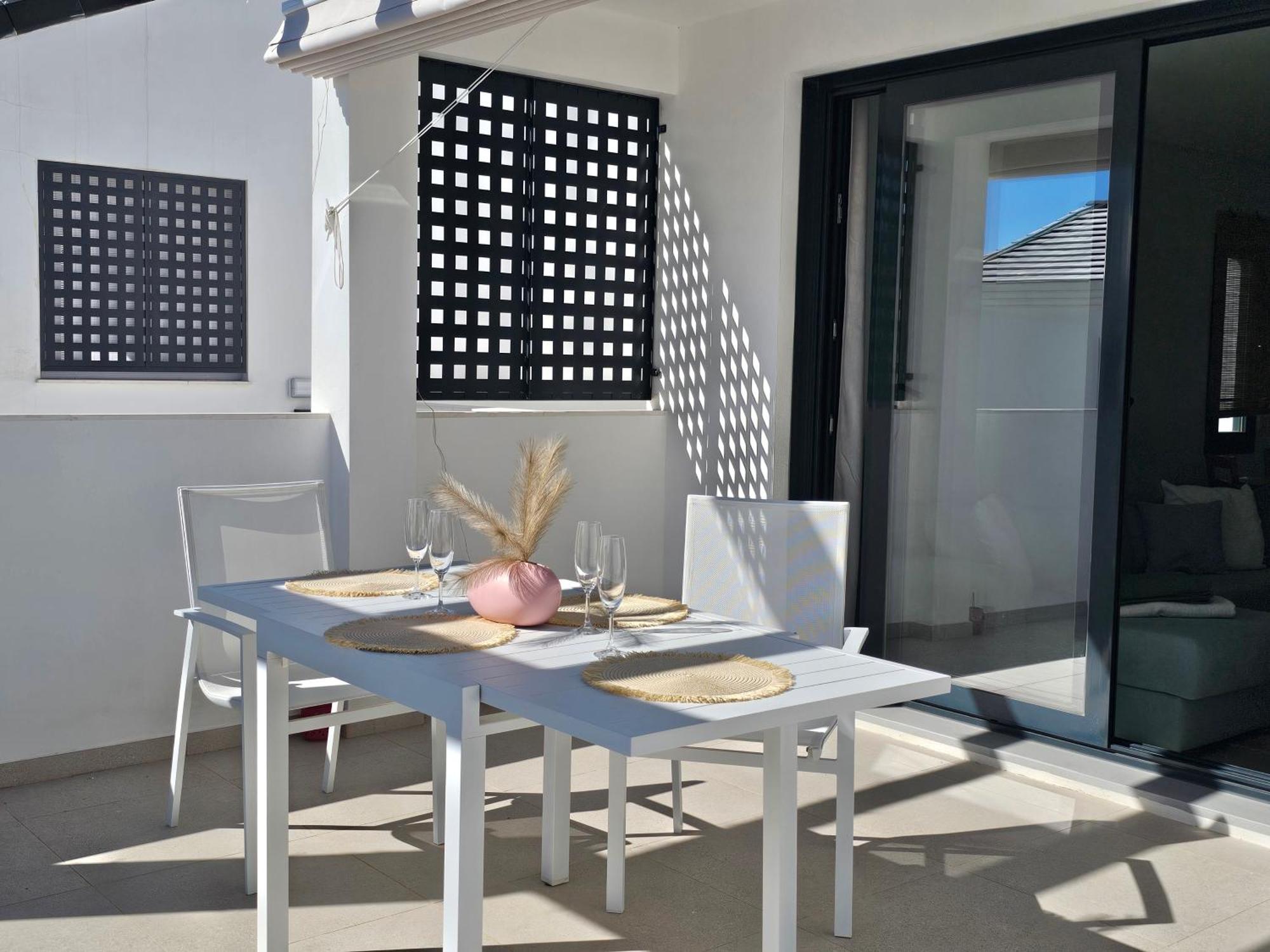 Arroyo Apartment