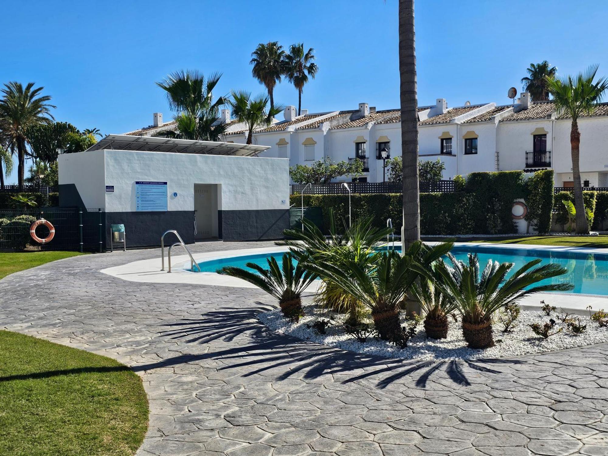 Arroyo Apartment Estepona