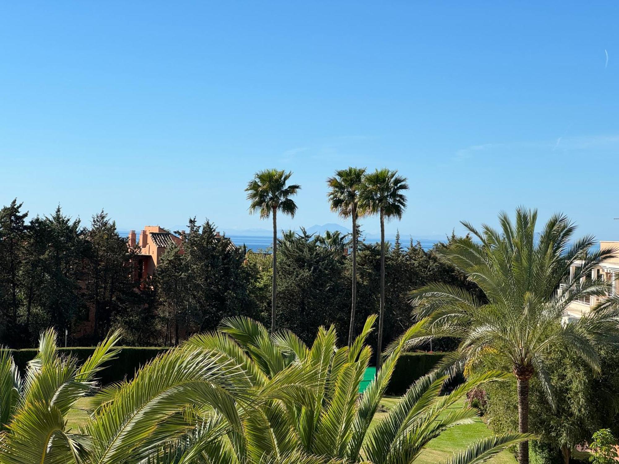Apartment 4 Penthouse Estepona