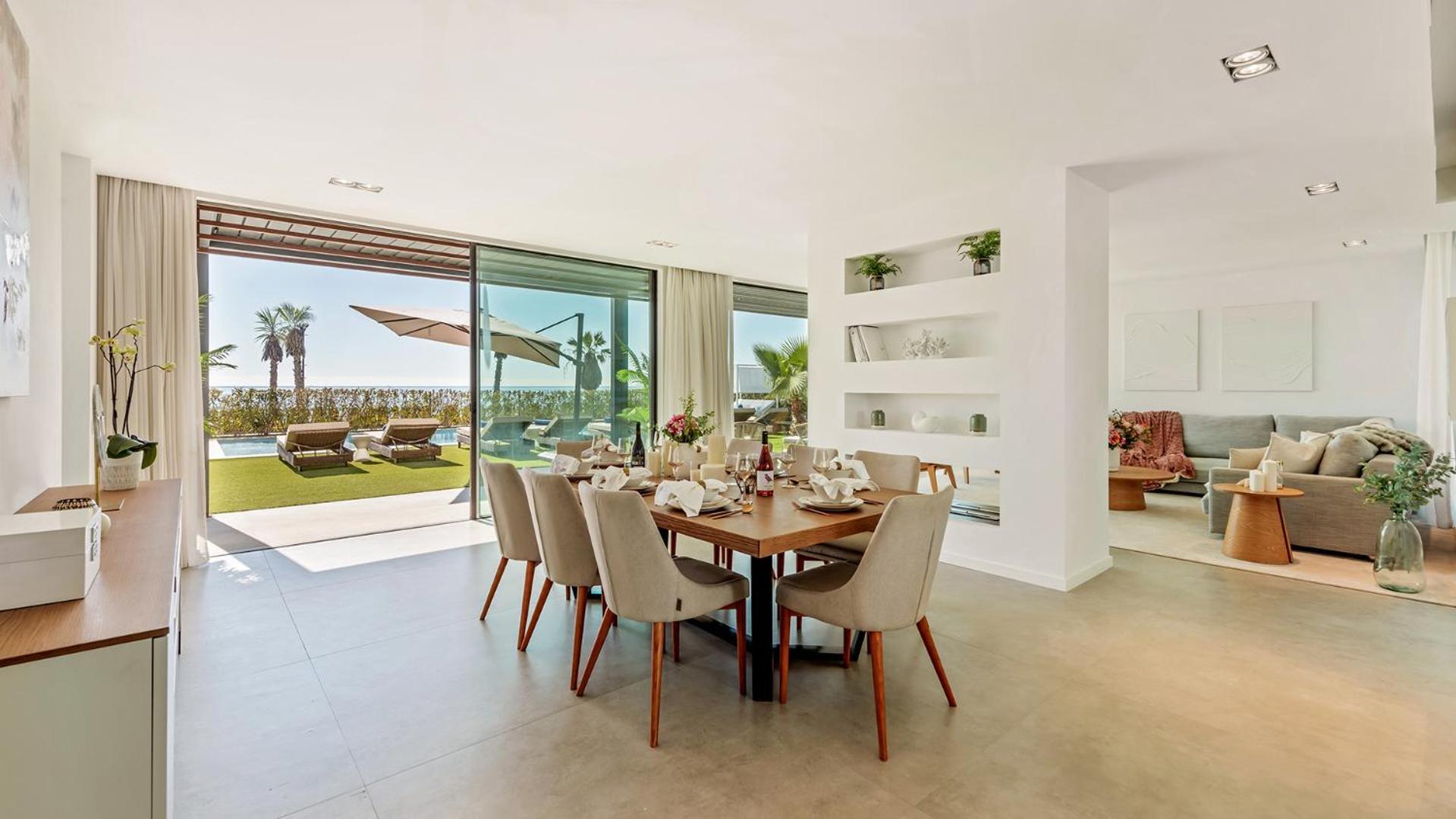 Vacation Marbella I Imare Waterfront, Beachfront Villa, Rooftop Jacuzzi, Indoor