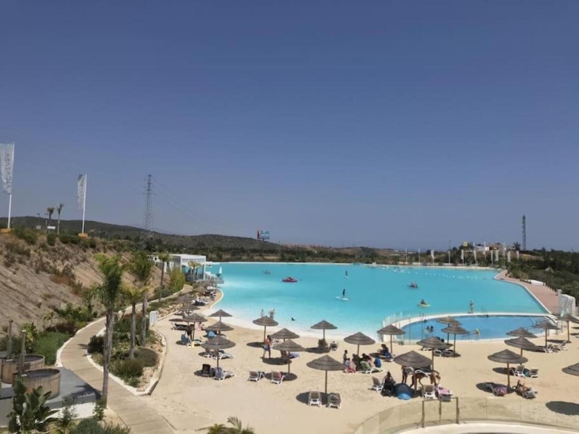 Al-104 - - Alcazaba Lagoon 2 Bedroom Apartment *