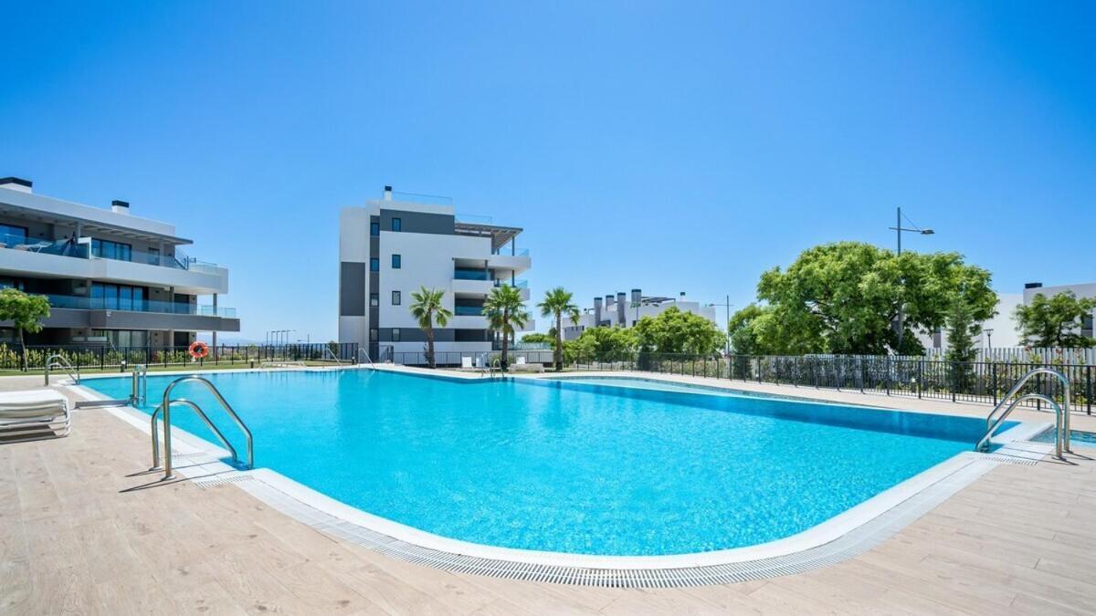With Sea View And Gym