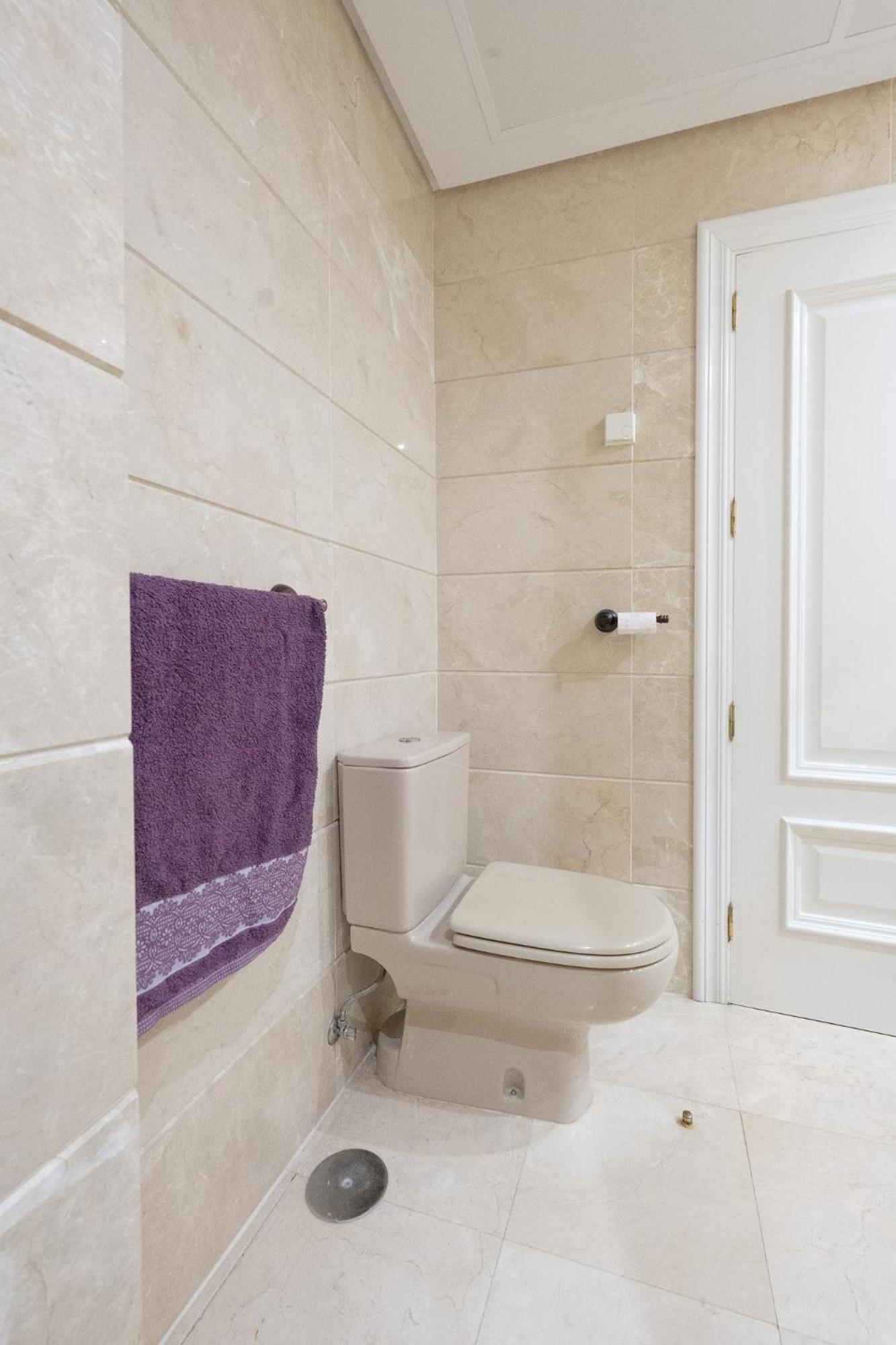 Close To The With A Roof Terrace Apartment *