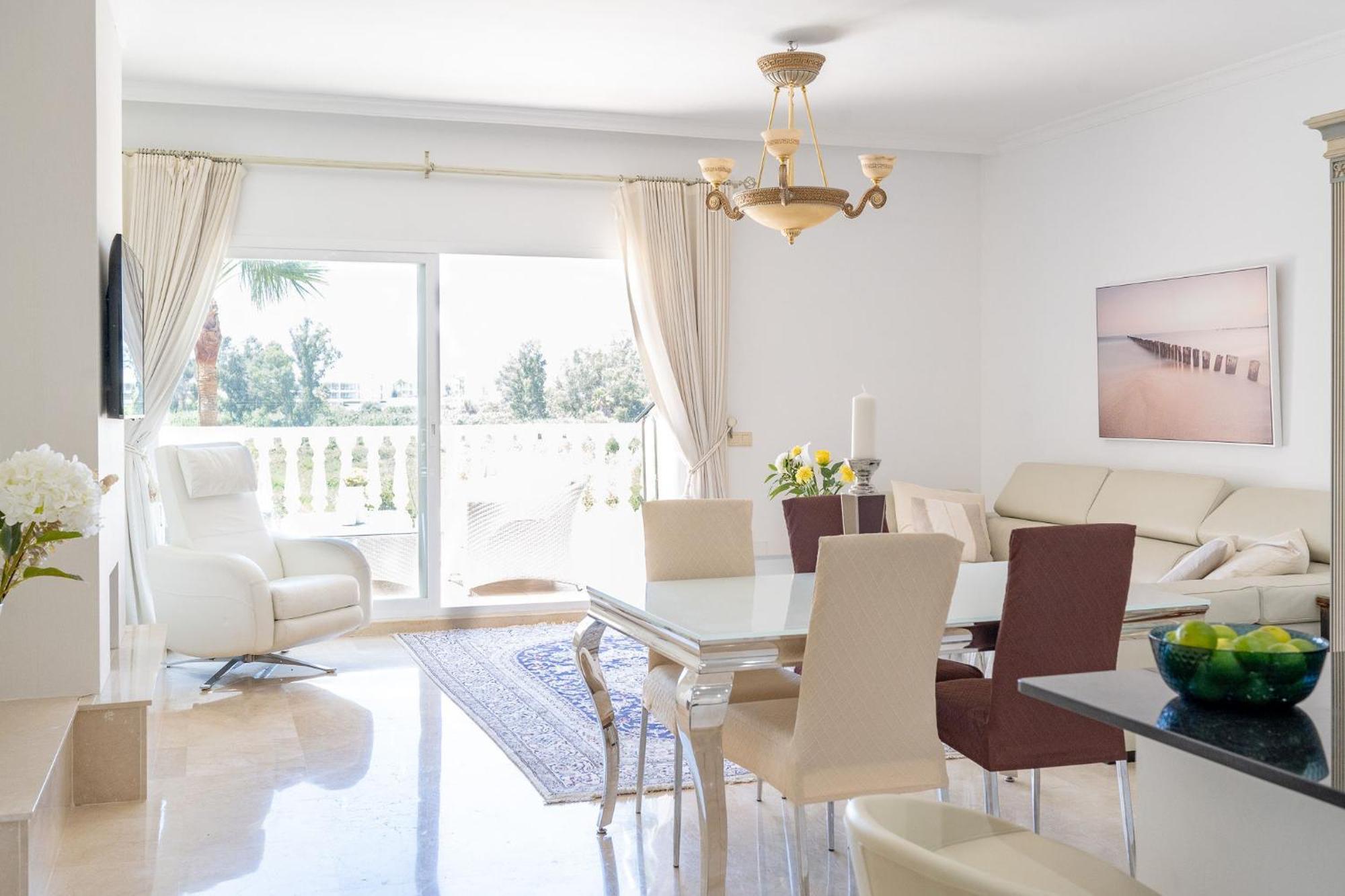 Apartment Close To The With A Roof Terrace Estepona
