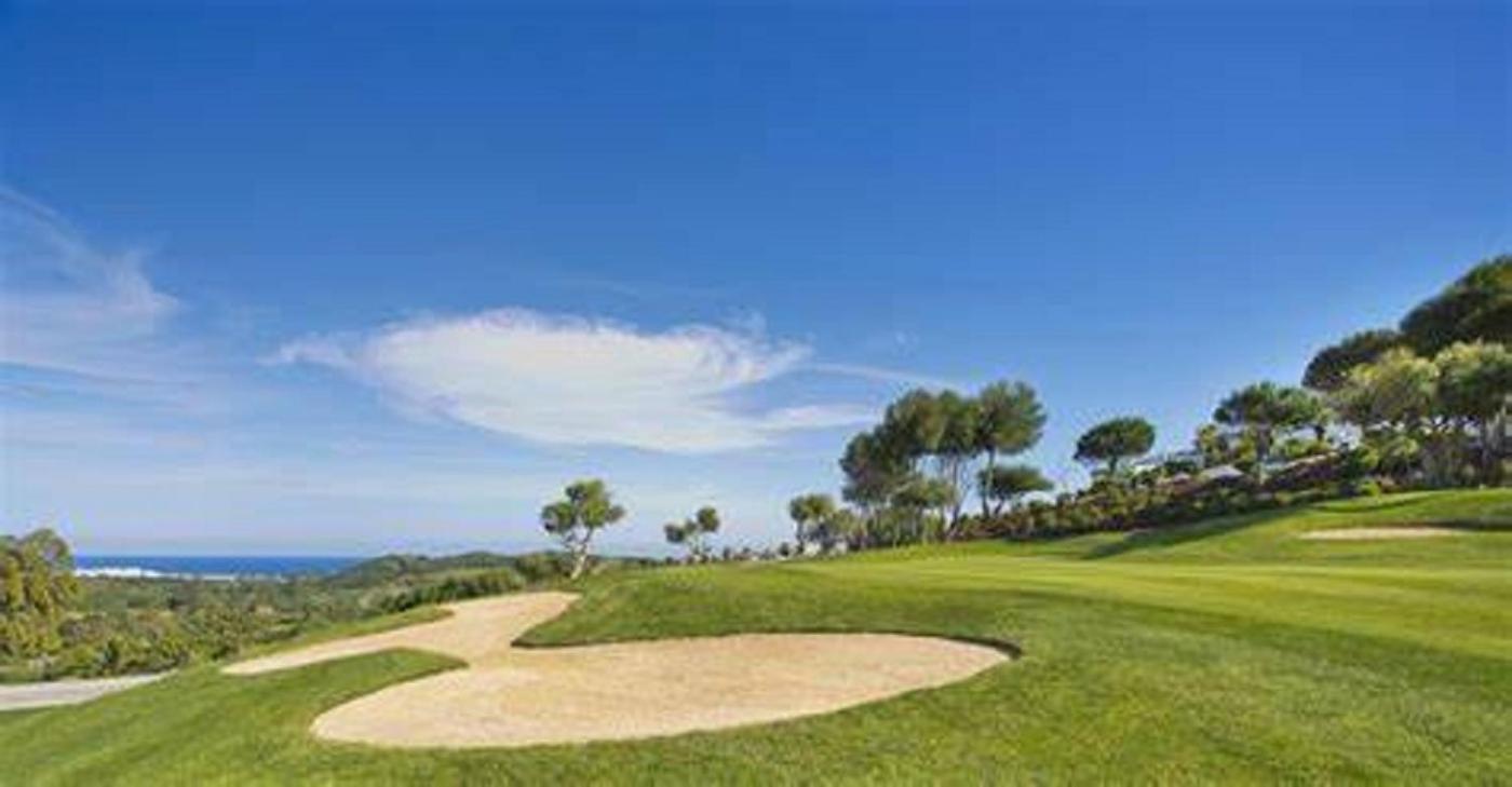 Cristal Apartment Estepona