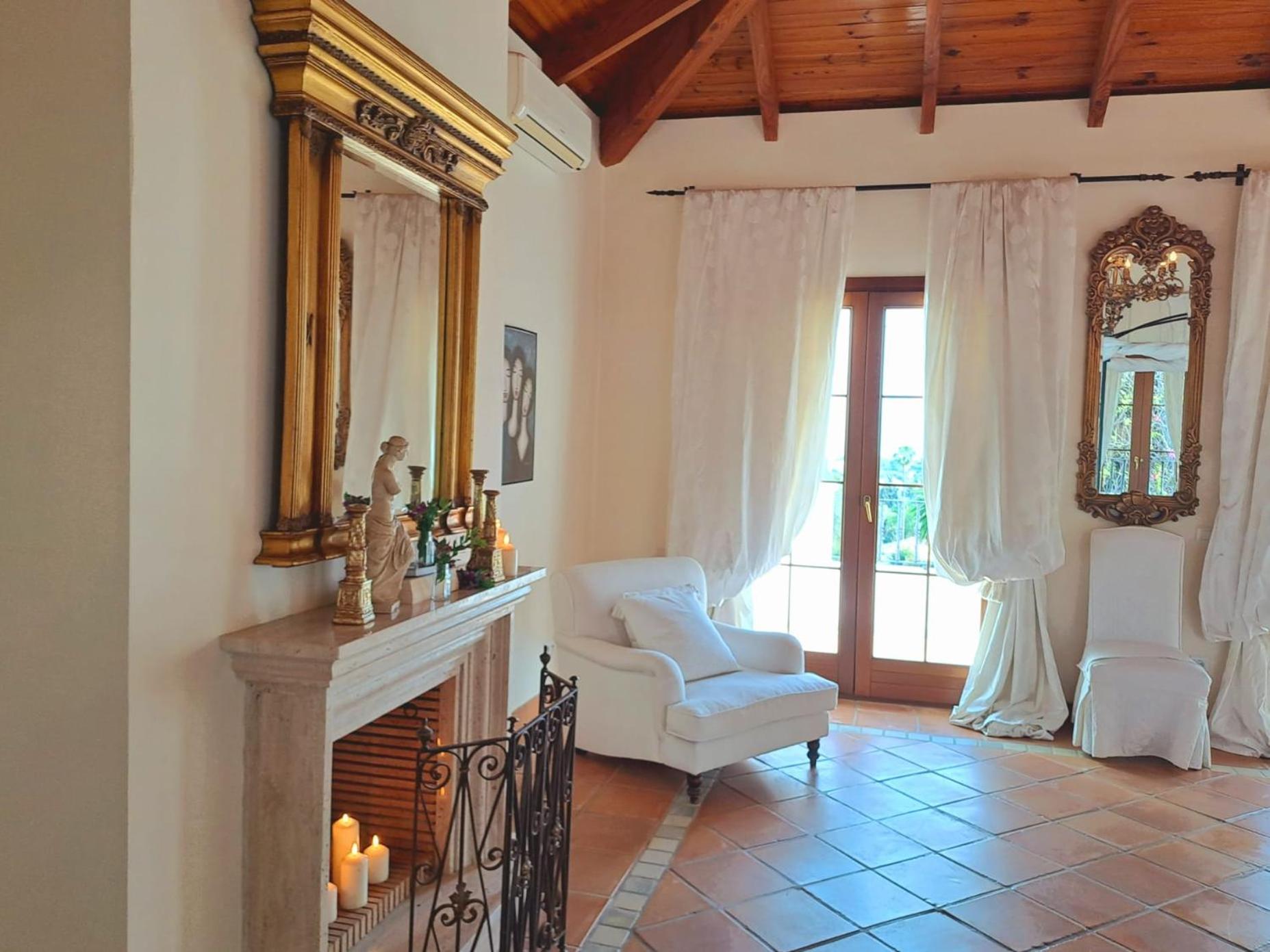 Noctua Luxury Paraiso 001 Villa Estepona