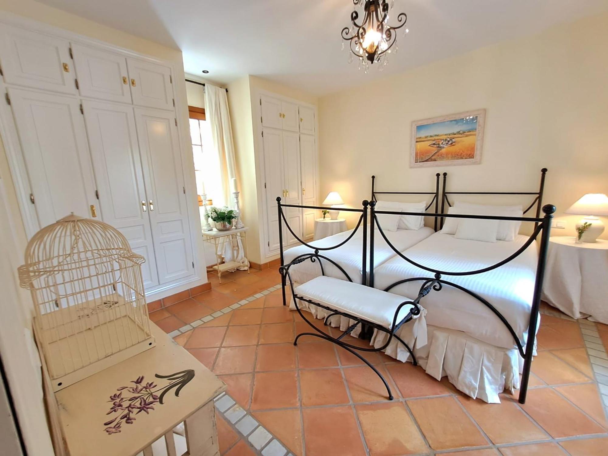 Noctua Luxury Paraiso 001 Estepona