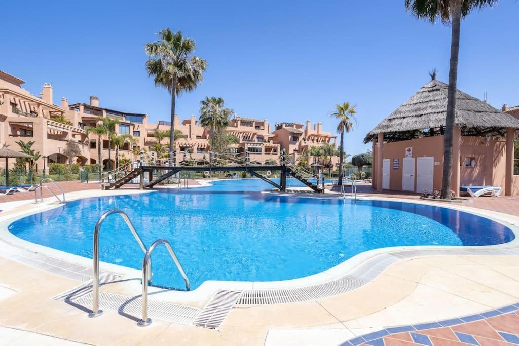 Apartment Oleholidays Hacienda Del Sol Beachside Luxury *