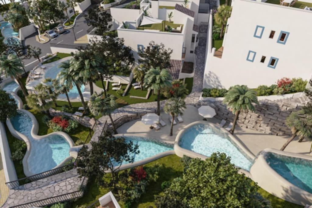 Deluxe 2 Bed Apartment *