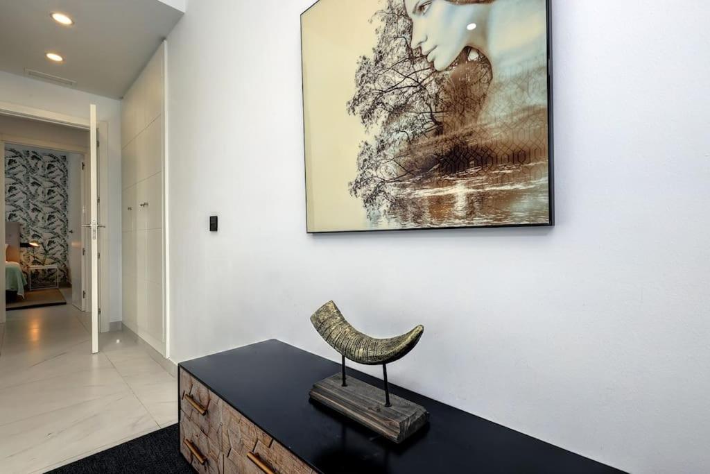 2 Bedroom Ground Floor @ Hills!
