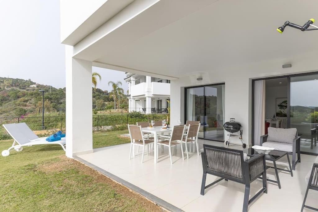 2 Bedroom Ground Floor @ Hills! *