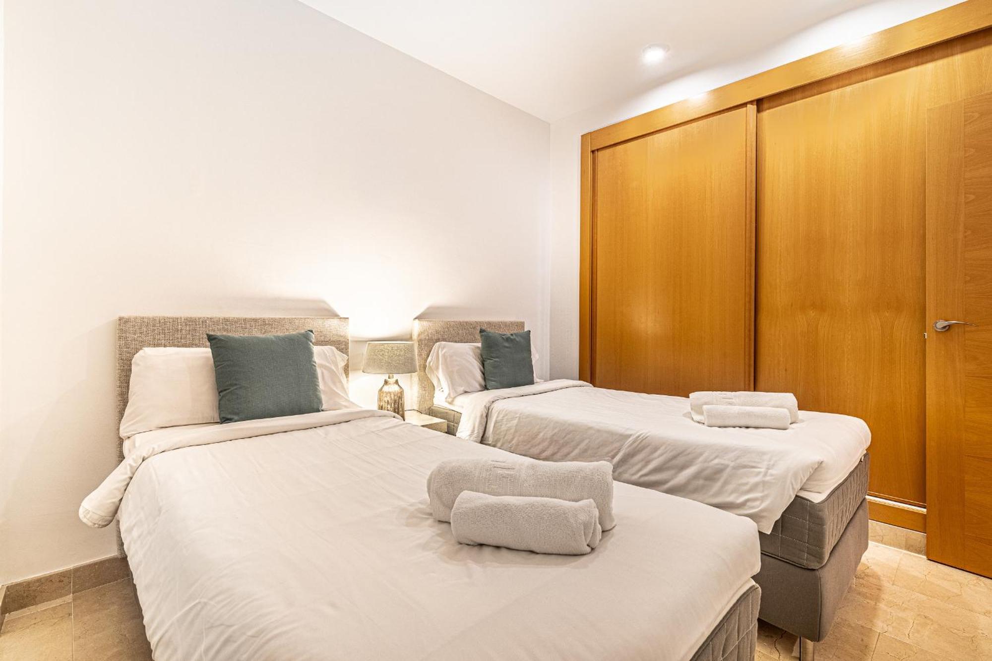Apartamento Large 3-bedroom Nestled In Golf Paradise