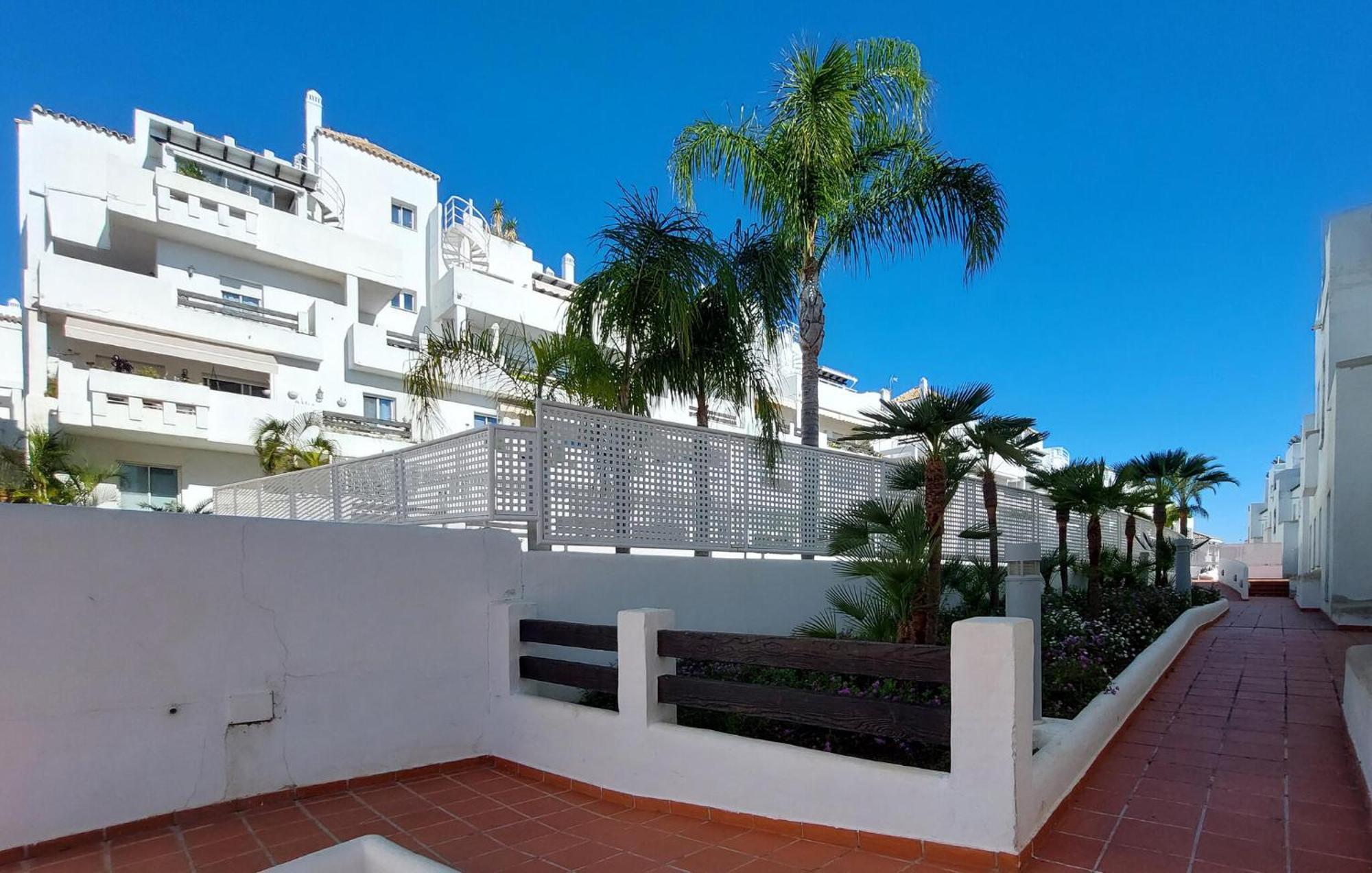 Awesome In With Wi-fi Apartment Estepona