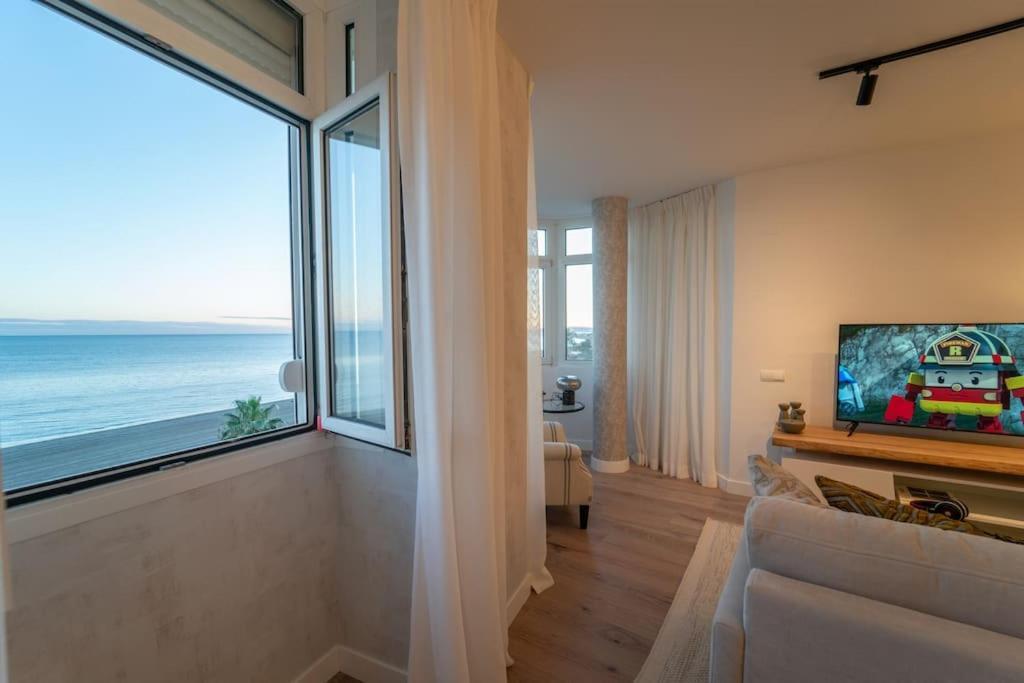 Coqueto Primera Linea De Mar Apartamento *