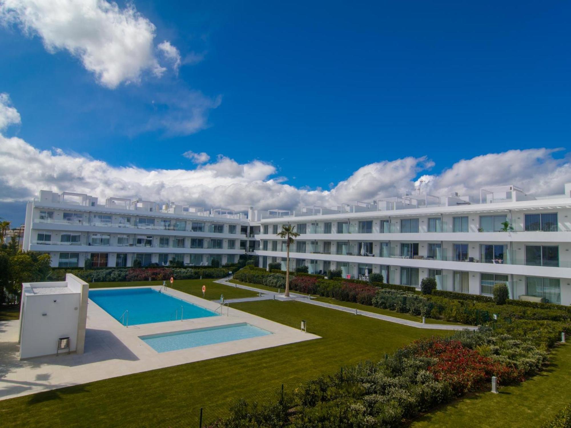 Brand New In Belaire, Pools, Garden Apartment
