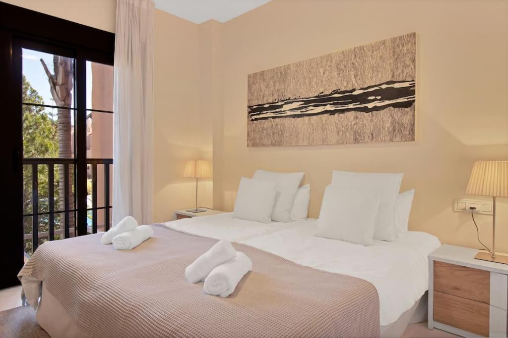 Apartamento Con Piscina Y Padel Cerca Del Mar - Hacienda Del Sol Apartamento Estepona