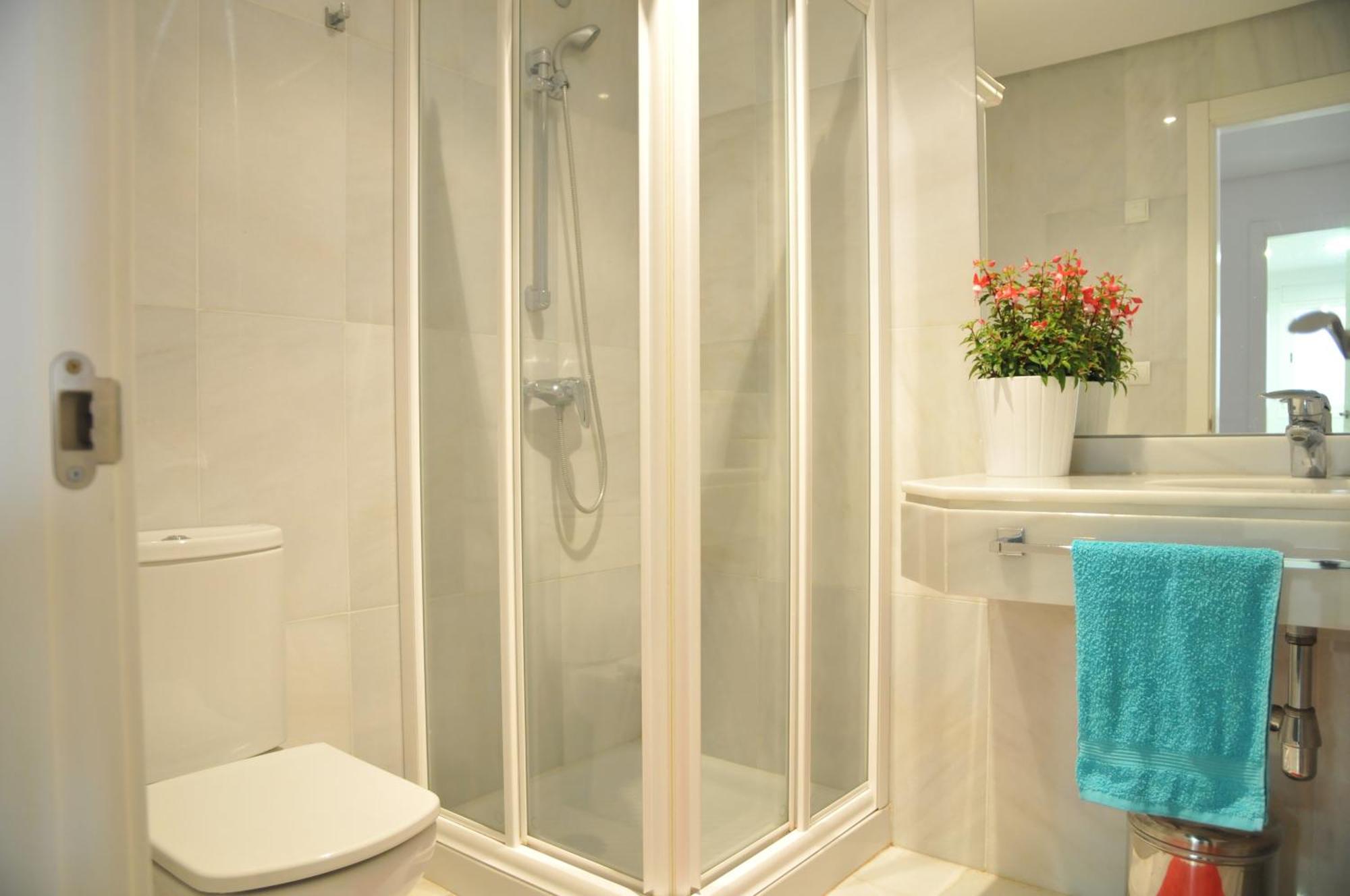 Estepona Apartment *