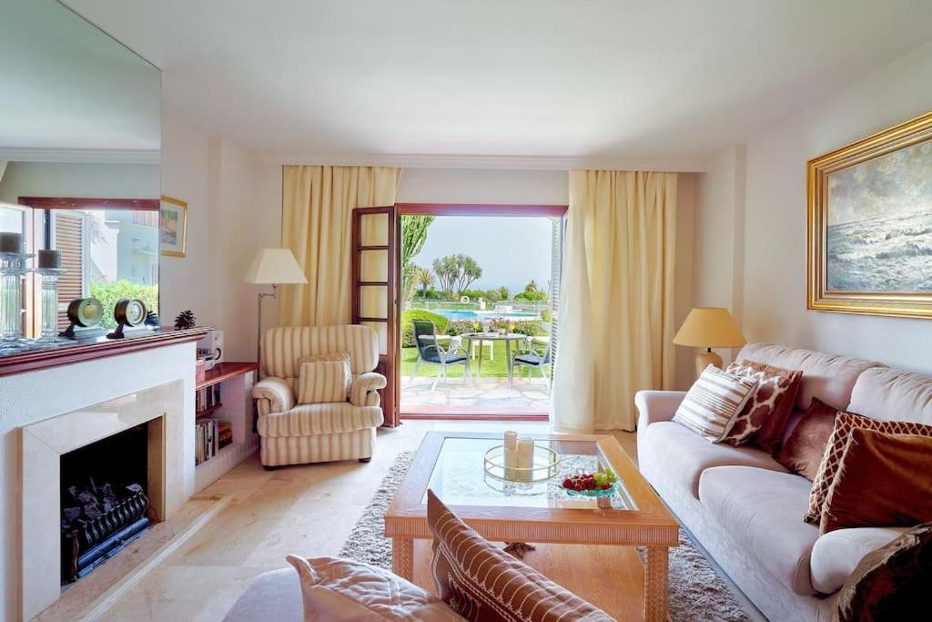 Apartment Beachfront Townhouse By The Sea @ Villacana Playa! *