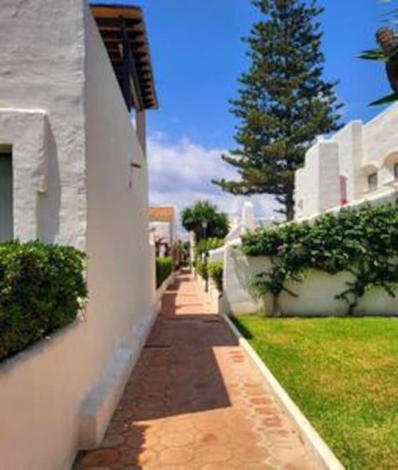 Beachfront Townhouse By The Sea @ Villacana Playa! Apartment Estepona