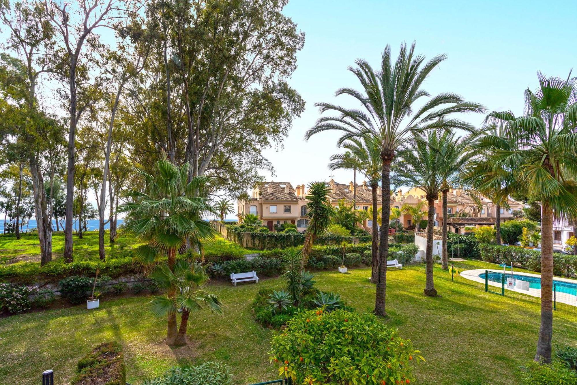Genteel Laguna Beach Holiday home Estepona