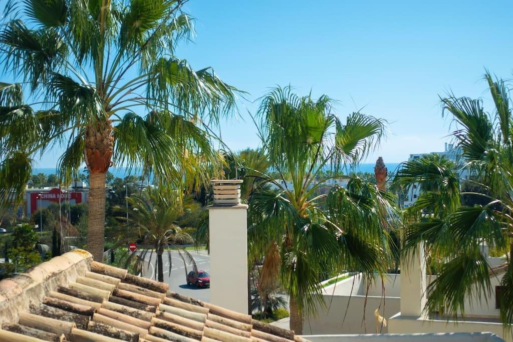 Apartment Stunning 2 Bd Townhouse By Hostlovers *