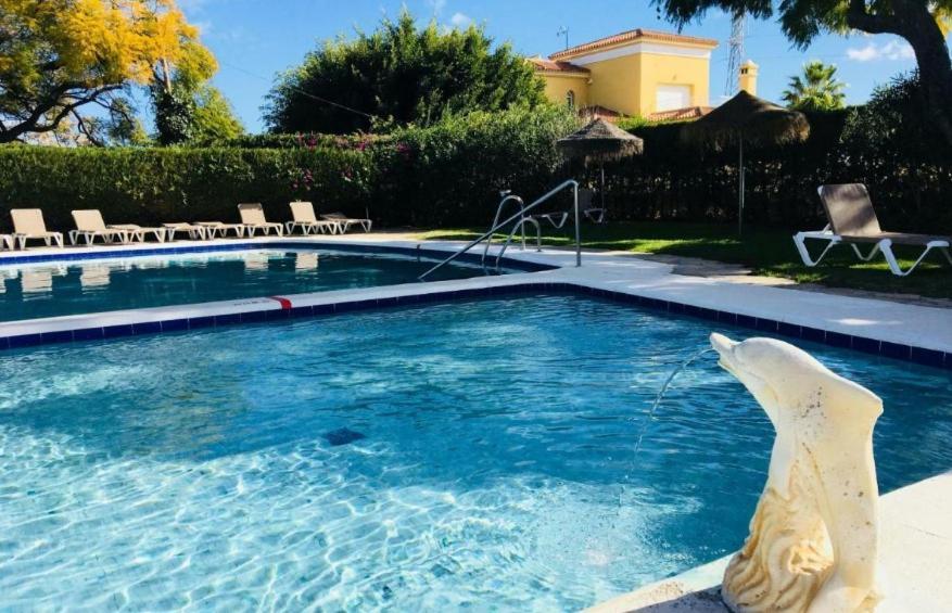 Deluxe Con Bano Privado En Atalaya Apartagolf, * Estepona