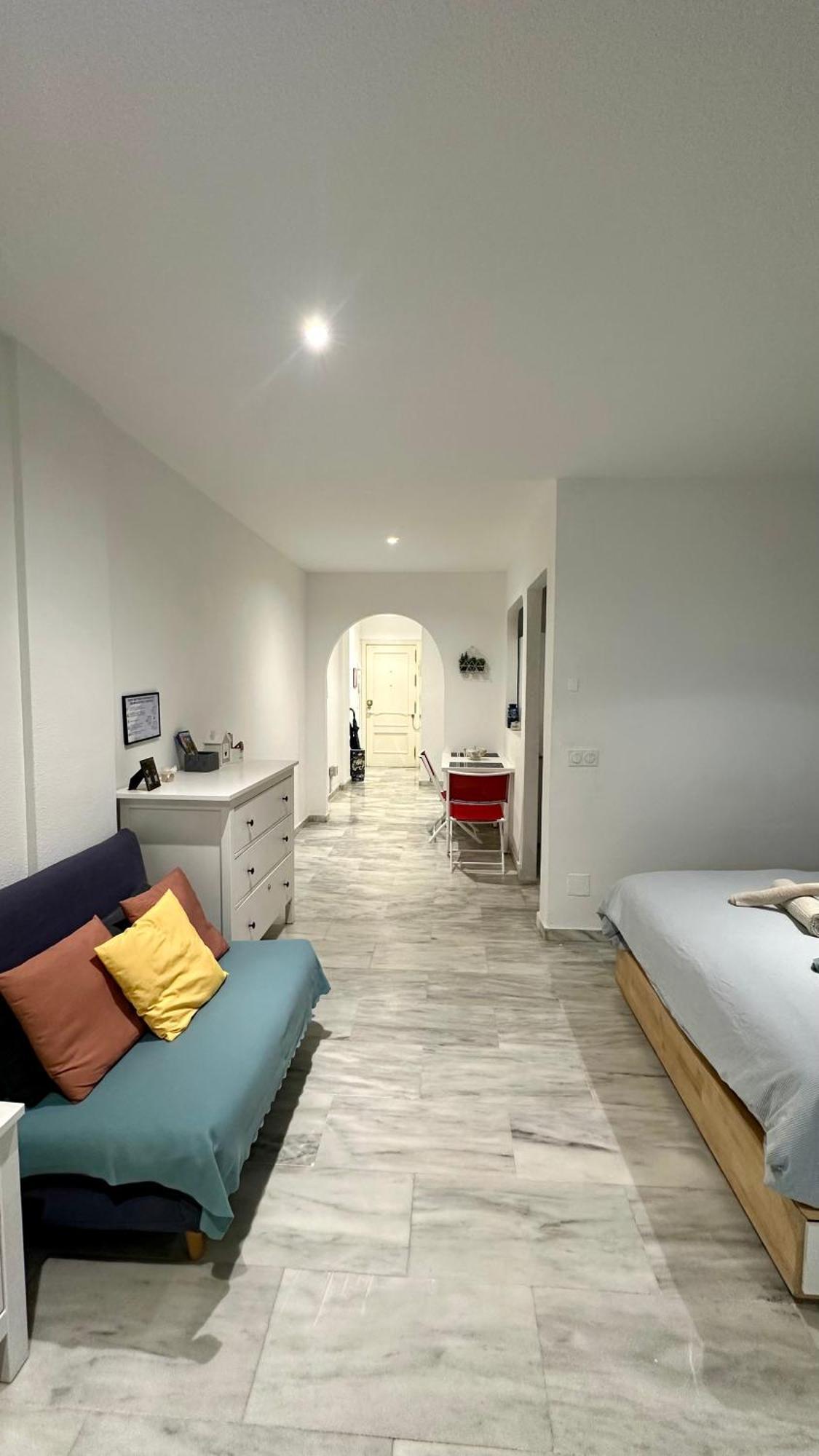 The Pearl Of Pinacho - Front & Swimming Pool Apartment Estepona