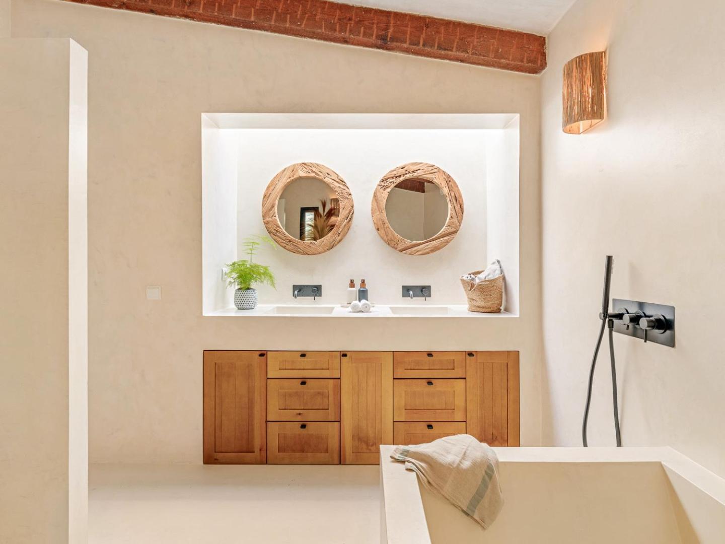 Jasmine - Pool, Sauna, Garden & Sea View Pousada Estepona