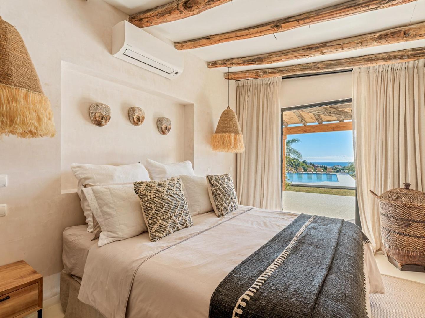 Jasmine - Pool, Sauna, Garden & Sea View Pousada Estepona