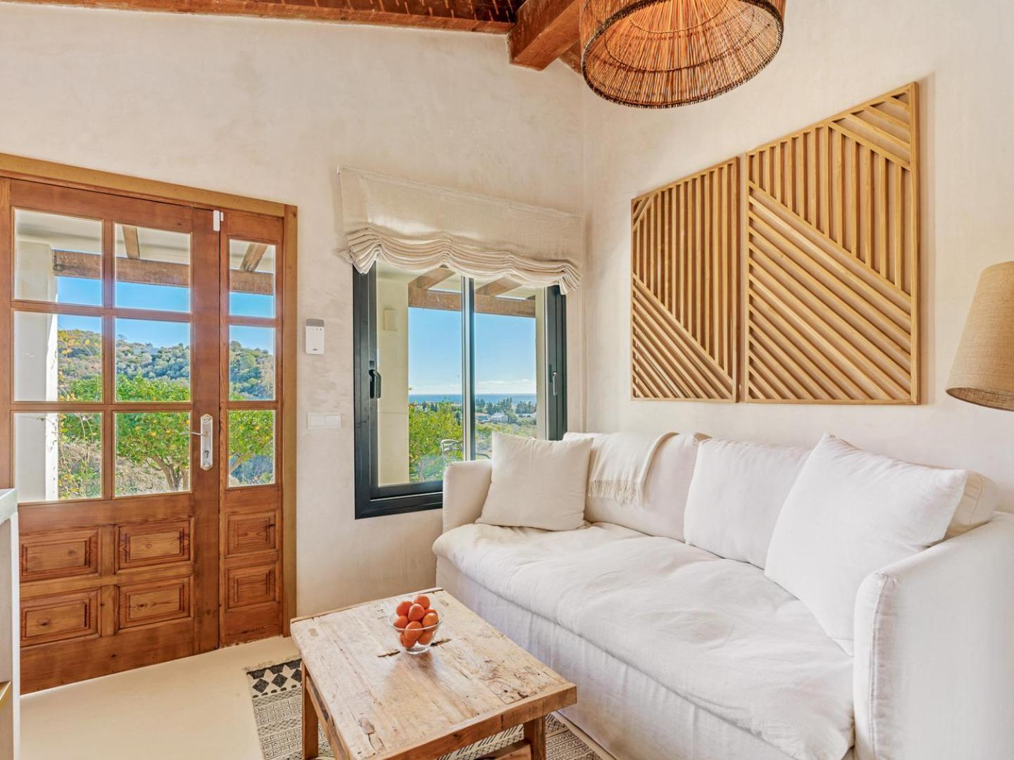 Jasmine - Pool, Sauna, Garden & Sea View Estepona