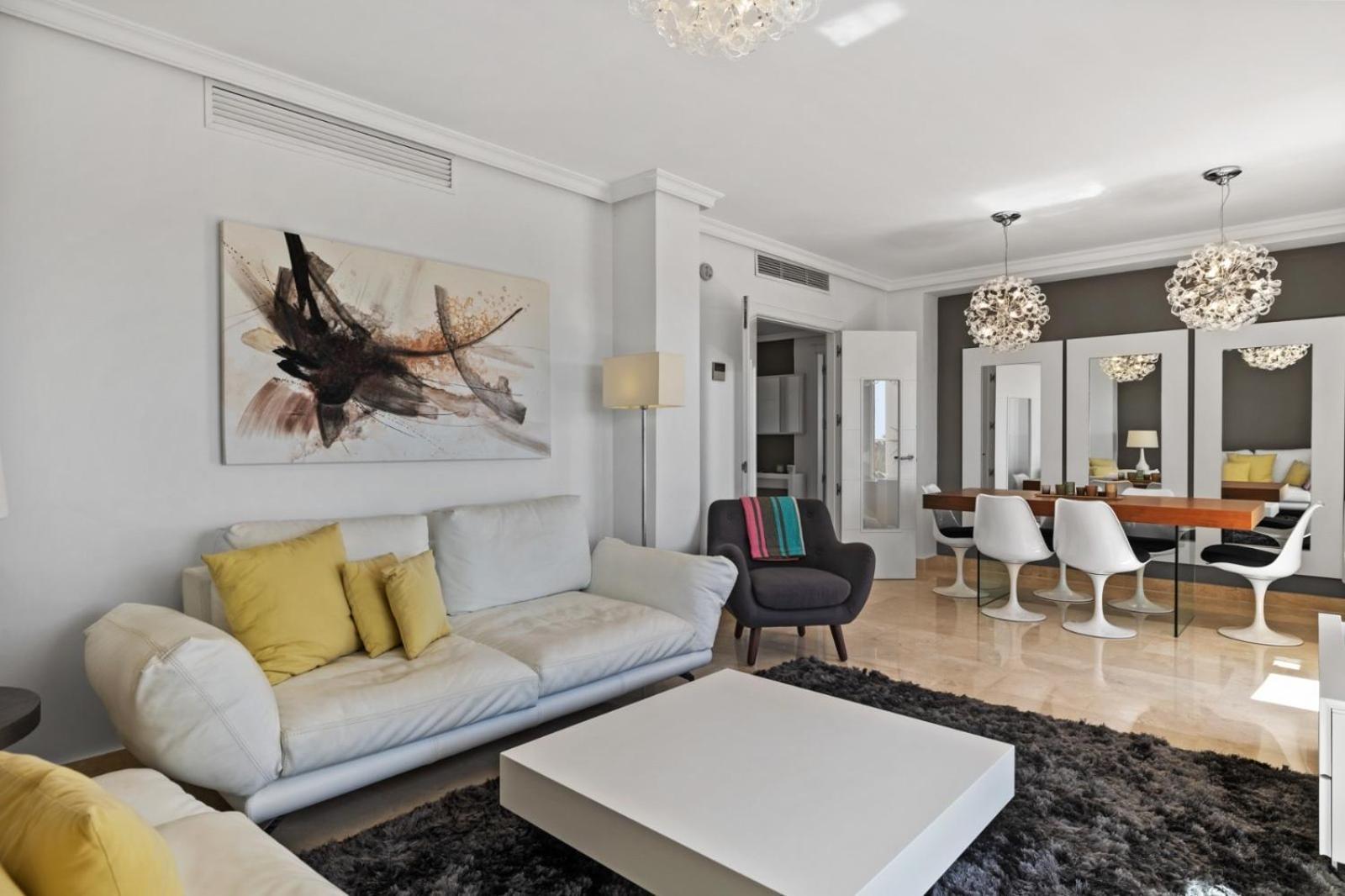 4 Penthouse *